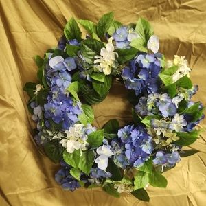 Blue and White hydrangea wreath